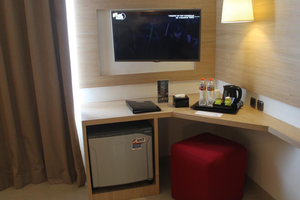 Agria Hotel Bogor Exteriör bild
