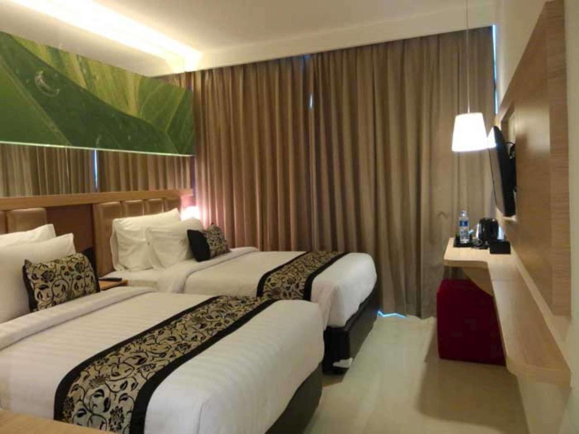 Agria Hotel Bogor Exteriör bild