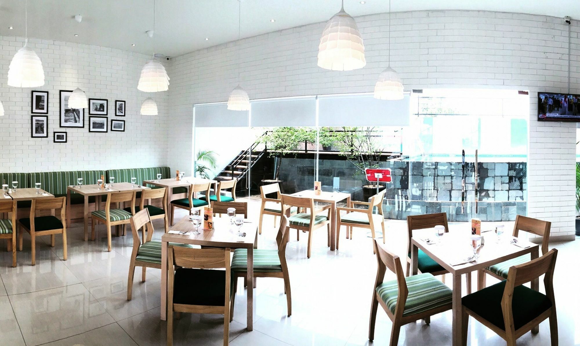 Agria Hotel Bogor Exteriör bild